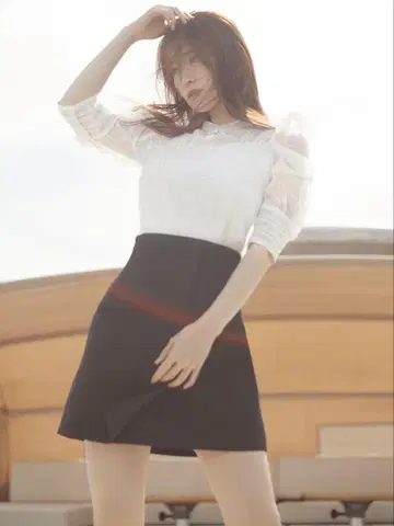 SNIDEL 스탠다드 하이웨스트 숏 스커트 s