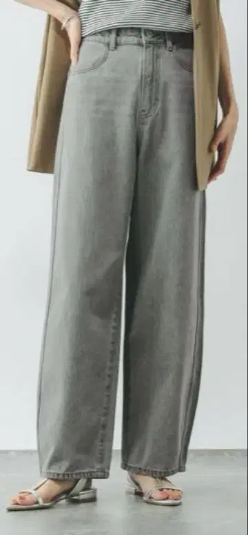 글로벌 워크 이번 시즌 GOOD 데님 배기 팬츠 사이즈 S