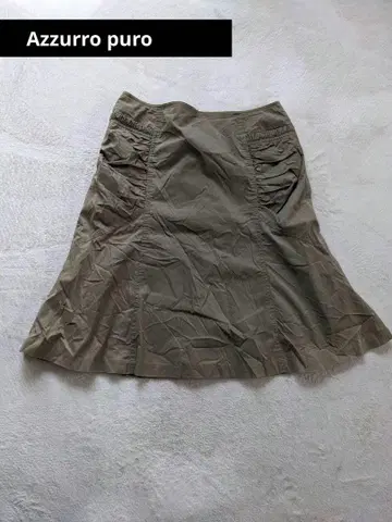 Azzurro puro 카키 스커트
