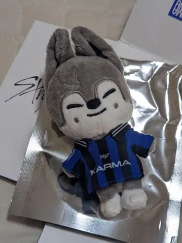 Stray Kids KARMA SKZOO VER. 울프찬 방찬