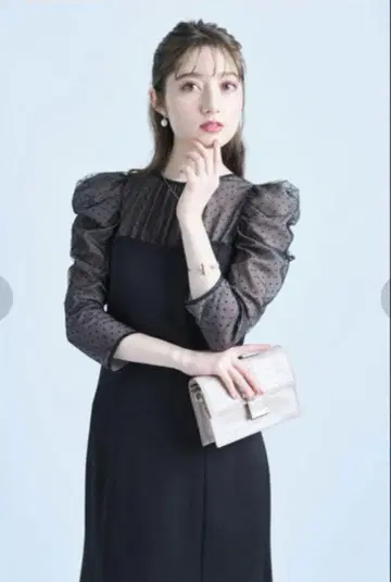 아푸와이저 리셰 새틴 베어 원피스