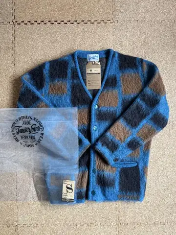 최종 할인! 레어 텐더 로인 모헤어 가디건 새상품급 S 사이즈