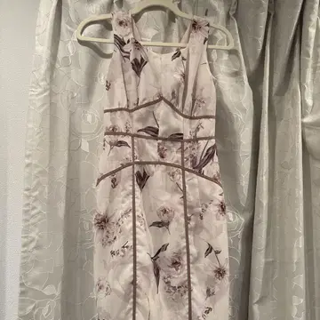 Her lip to Endless Romance Long Dress