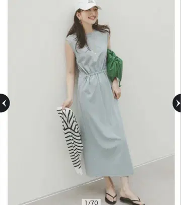 금일 한정 가격 인하합니다 JUSGLITTY 사이드 드로스트 컷 원피스
