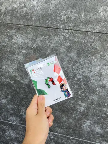 이탈리아관 한정판 핀 배지