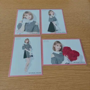 IZ*ONE 아이즈원 미야와키 사쿠라 브로마이드 컴프 Checkered
