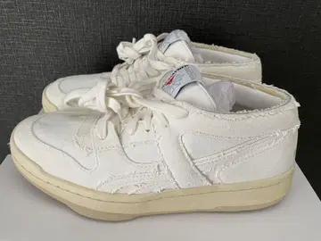 HED MAYNER x REEBOK 스니커즈 25.5cm