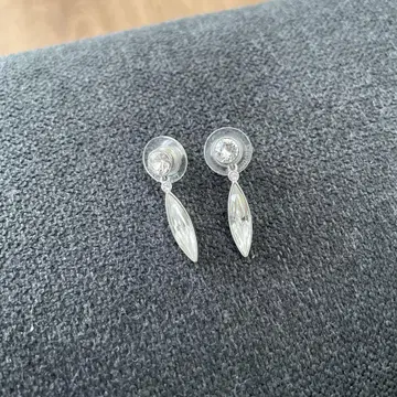 스와로브스키 귀걸이