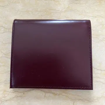 가죽 이단 접이식 지갑 버건디