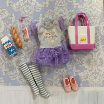 새상품 리카짱 의류 쇼핑 옷 갈아입기 프랑스빵 스마트폰
