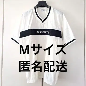 RUNSEOKJIN 화이트 V넥 T셔츠 M 사이즈