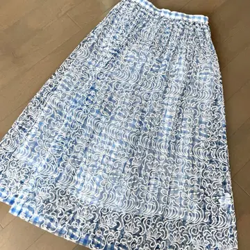 TARO HORIUCHI 오간자 자수 시어 플레어 스커트