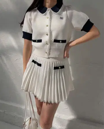 NICE CLAUP 폴로 옷깃 반팔 니트 셋업