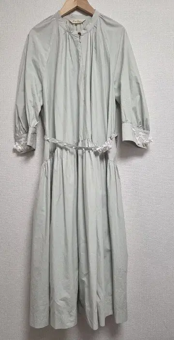 사에라 레인댄스 원피스