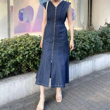 러그나문 플레어 슬리브 데님 원피스