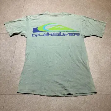 Quick silver 반팔 t셔츠 연한 녹색 빈티지 90s usa제