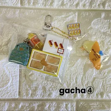 가챠 파우치 4 / 도쿄 기념품 파우치