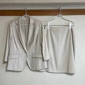 베이지 수트 eur3