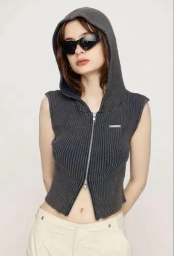 SLY FRONT ZIP BLEACH RIB 슬라이