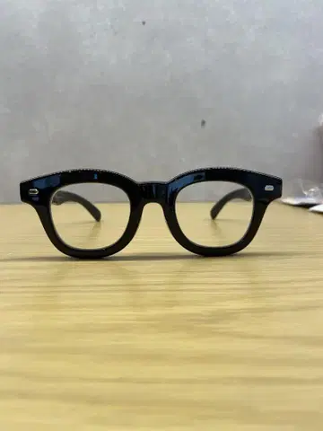 jins 보스턴형 블랙 안경 프레임
