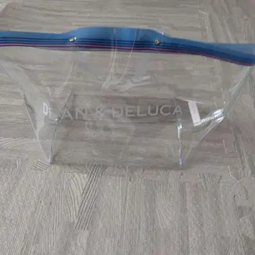 새상품급 딘앤델루카 지퍼락 빔즈 클리어 토트백 S