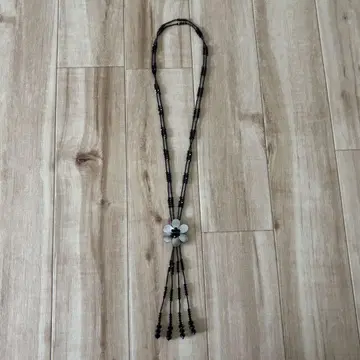 쉘 비즈 목걸이 블랙