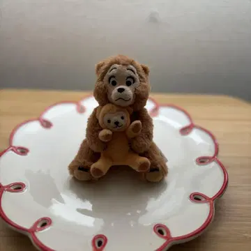 컨트리 베어 오스카 인형 배지
