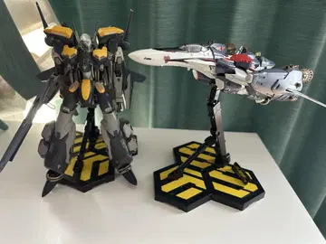 반다이 1/72 마크로스F VF-25F VF-25S 알토기 오즈마기