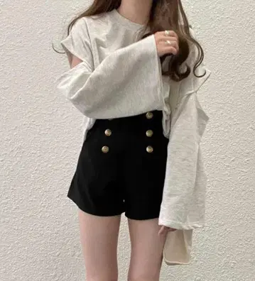 오버 사이즈 T셔츠와 숏팬츠 세트