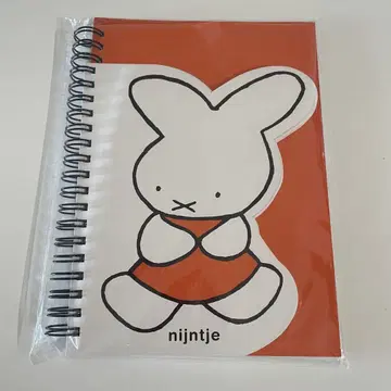 미개봉 미피 70주년 노트 스튜디오 클립 miffy