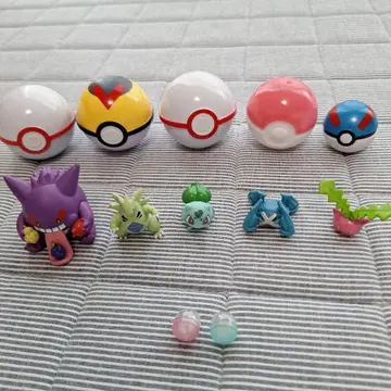 포켓몬 피규어 가챠가챠 포켓몬볼 세트