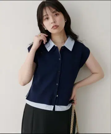 가디건 페이크 레이어드 카라 슬리브리스 가디건 네이비