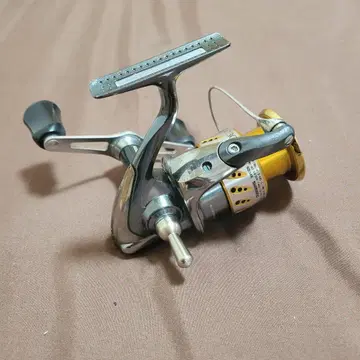 SHIMANO 07STELLA C3000 스피닝 릴