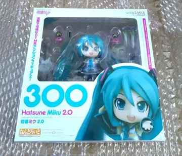 300 하츠네 미쿠 2.0 넨도로이드