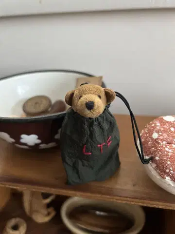 롱 트랙 후즈 썸머 캠핑 베어 곰