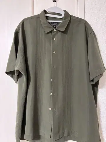 VANHEUSEN 반팔 셔츠 자수 라인