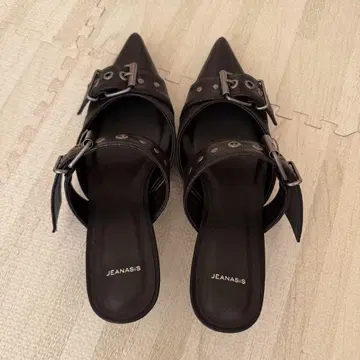JEANASIS 아이렛 스터드 뮬