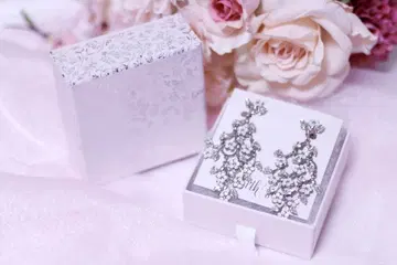 Elizabeth Bower Sakura Dew Cascade