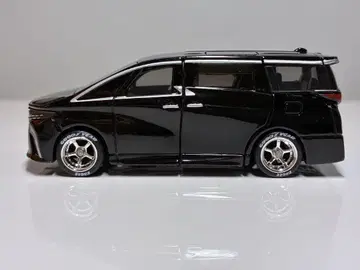 토미카 프리미엄 TOYOTA 40 알파드