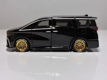토미카 프리미엄 TOYOTA 40 알파드
