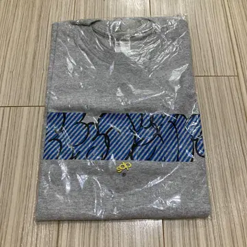 미개봉 새상품 스차다라파 T셔츠 M사이즈