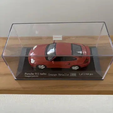 Porsche 911 turbo Orange Metallic 1999