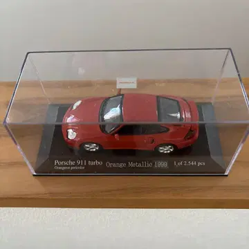Porsche 911 turbo Orange Metallic 1999