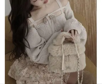 다리치  숏 니트 앙상블