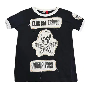 y2k skull crossbone T-shirt 00s