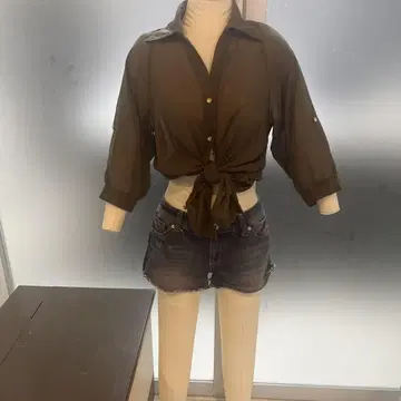 올리브색 버튼 달린 셔츠와 데님 숏팬츠 세트 헤이세이 갸루 y2k