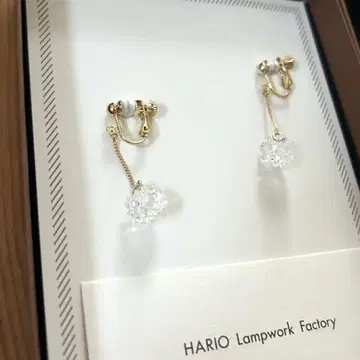 HARIO 귀걸이 시로츠메쿠사