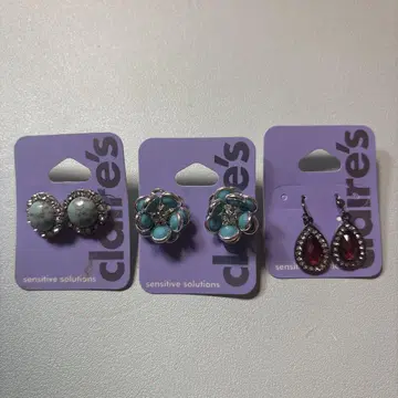 Claire's 귀걸이 묶음 판매