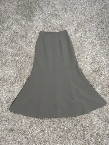 SNIDEL 카키 플레어 스커트