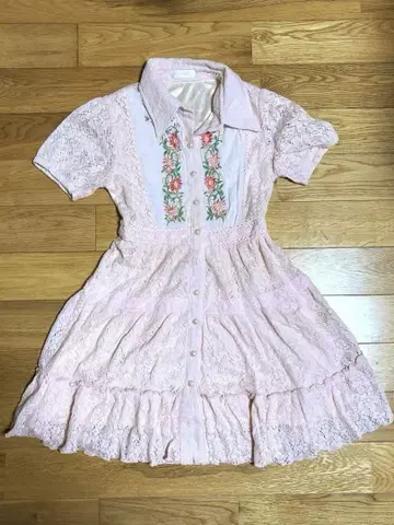 레어! LIZ LISA (리즈리사) 핑크색 꽃무늬 자수 원피스